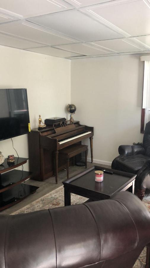 Cozzy Room With Private Entrance And Drive Way 뉴욕 외부 사진